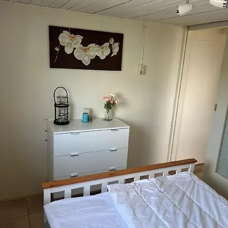 Holiday home Charmantes Ferienhaus In Mit Terrasse Und Grill Wervershoof